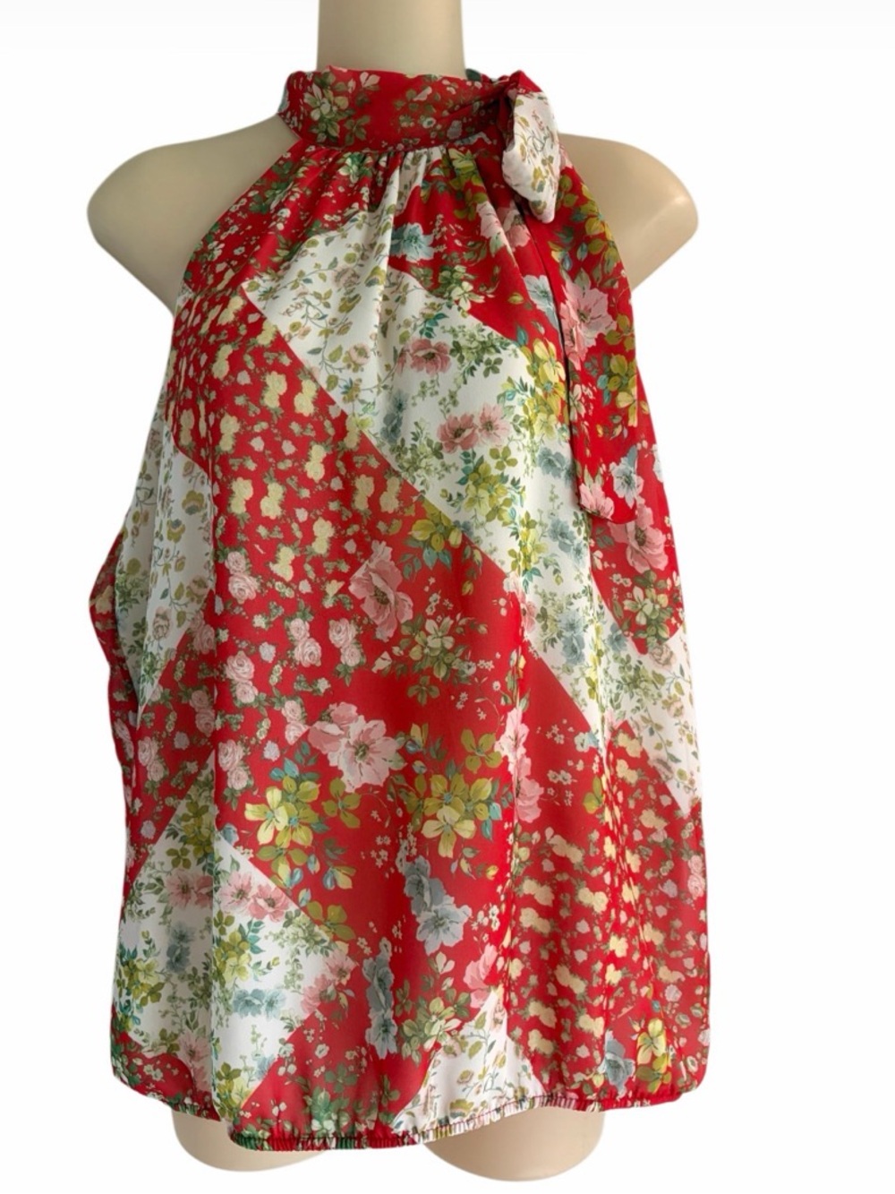 NWT New York and Company Sweat Pea Floral Halter Blouse Lined Size Large